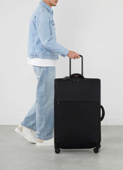 Lipault Lost In Berlin Very Long Trip  Black Lipault Lost In Berlin Very Long Trip  Black