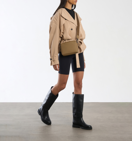 Lost In Berlin The Big Box - Crossbody-veske
