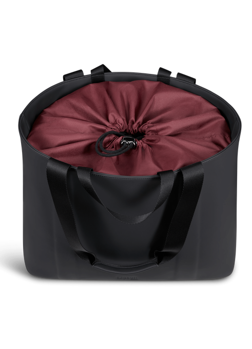 Lipault Lost In Berlin The Carry-Away  Black Lipault Lost In Berlin The Carry-Away  Black
