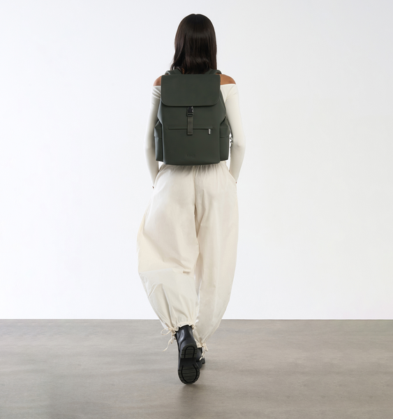 Lost In Berlin Ryggsekk Cargo M 15.6"