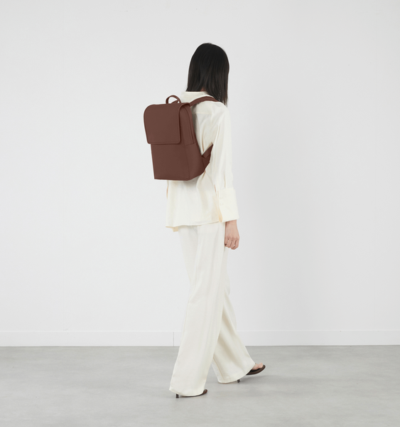 Lost In Berlin Ryggsekk Square 15"