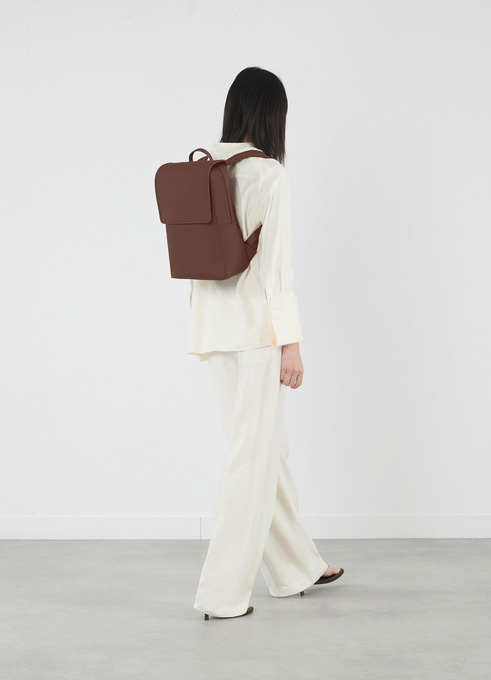 Lipault Lost In Berlin Square Backpack 2.0  Spiced Mocha Lipault Lost In Berlin Square Backpack 2.0  Spiced Mocha