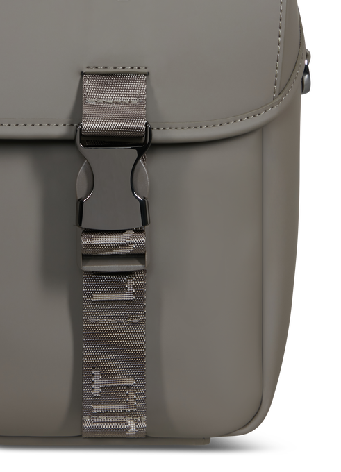 Lost In Berlin Exile Crossbody-veske